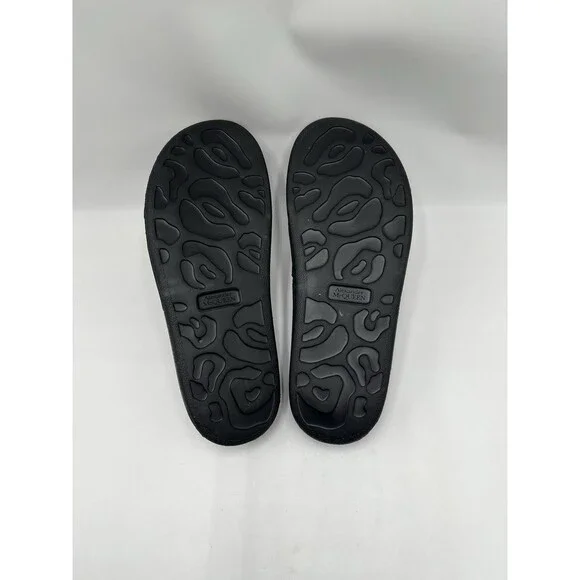 Alexander McQueen Graffiti Logo black rubber pool slide Size 42 M